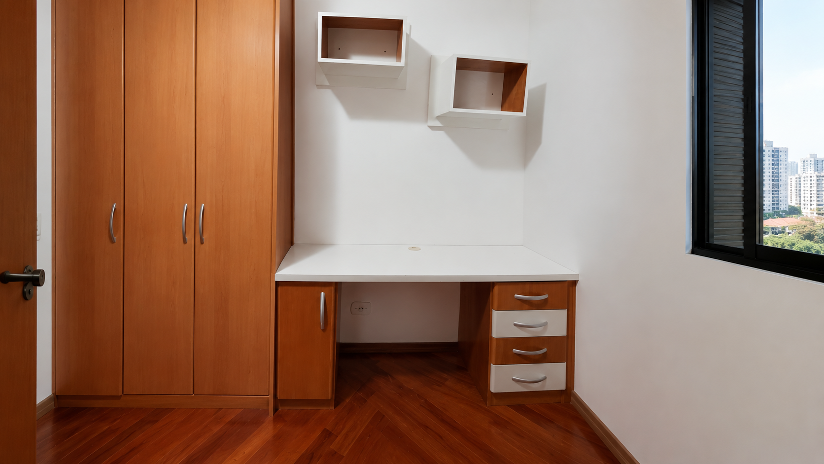 Apartamento no Edifício Sevilha | 3 dormitórios, suíte e vista permanente para a serra — miniatura 14