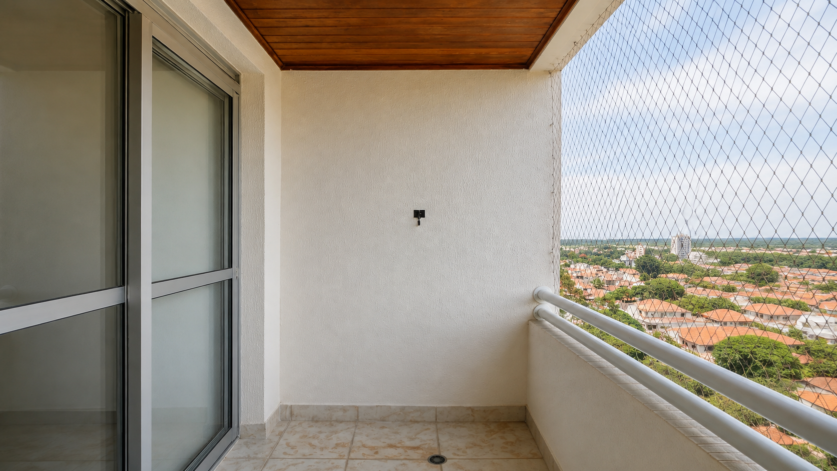 Apartamento no Edifício Sevilha | 3 dormitórios, suíte e vista permanente para a serra — miniatura 19