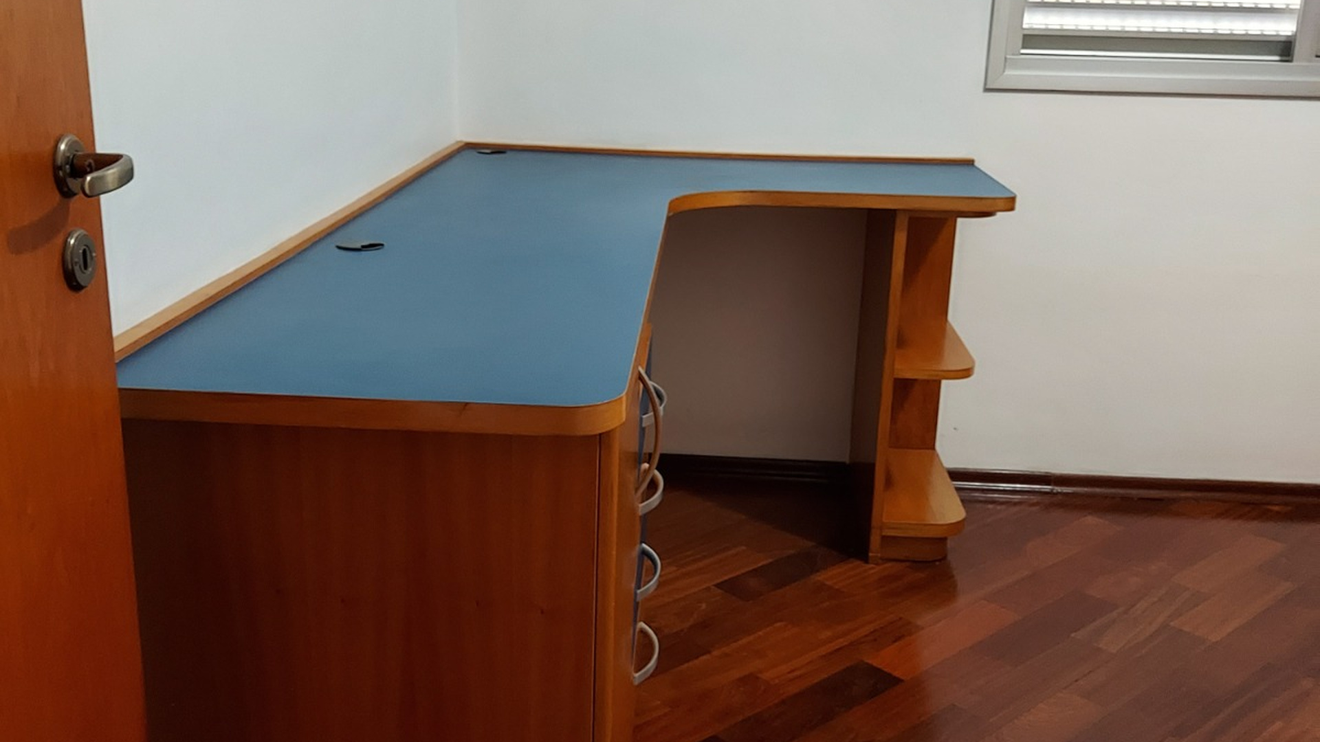 Apartamento no Edifício Sevilha | 3 dormitórios, suíte e vista permanente para a serra — miniatura 23