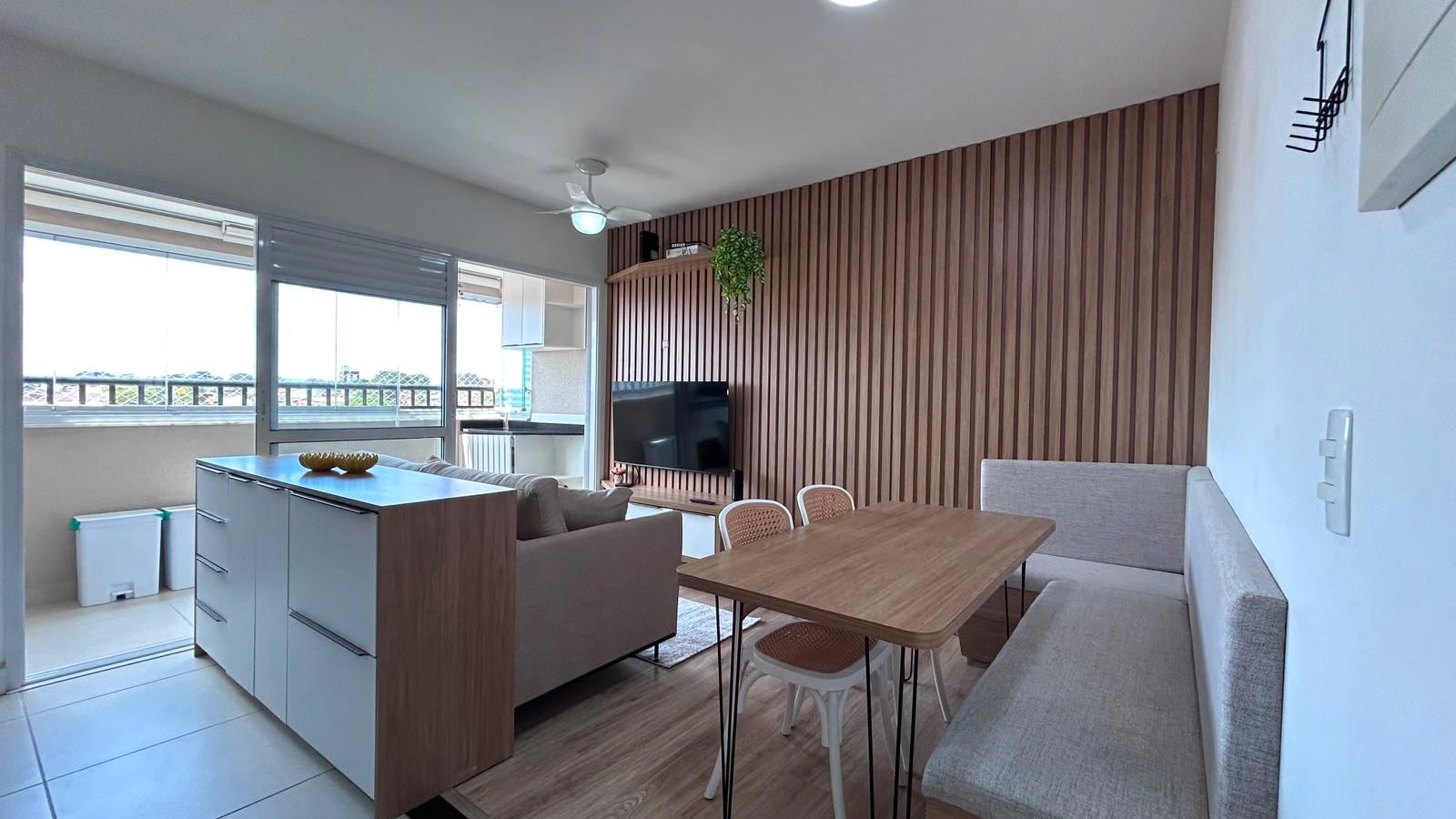 Lindo Apartamento à venda em Andar Alto no Jardim Esplanada — miniatura 2