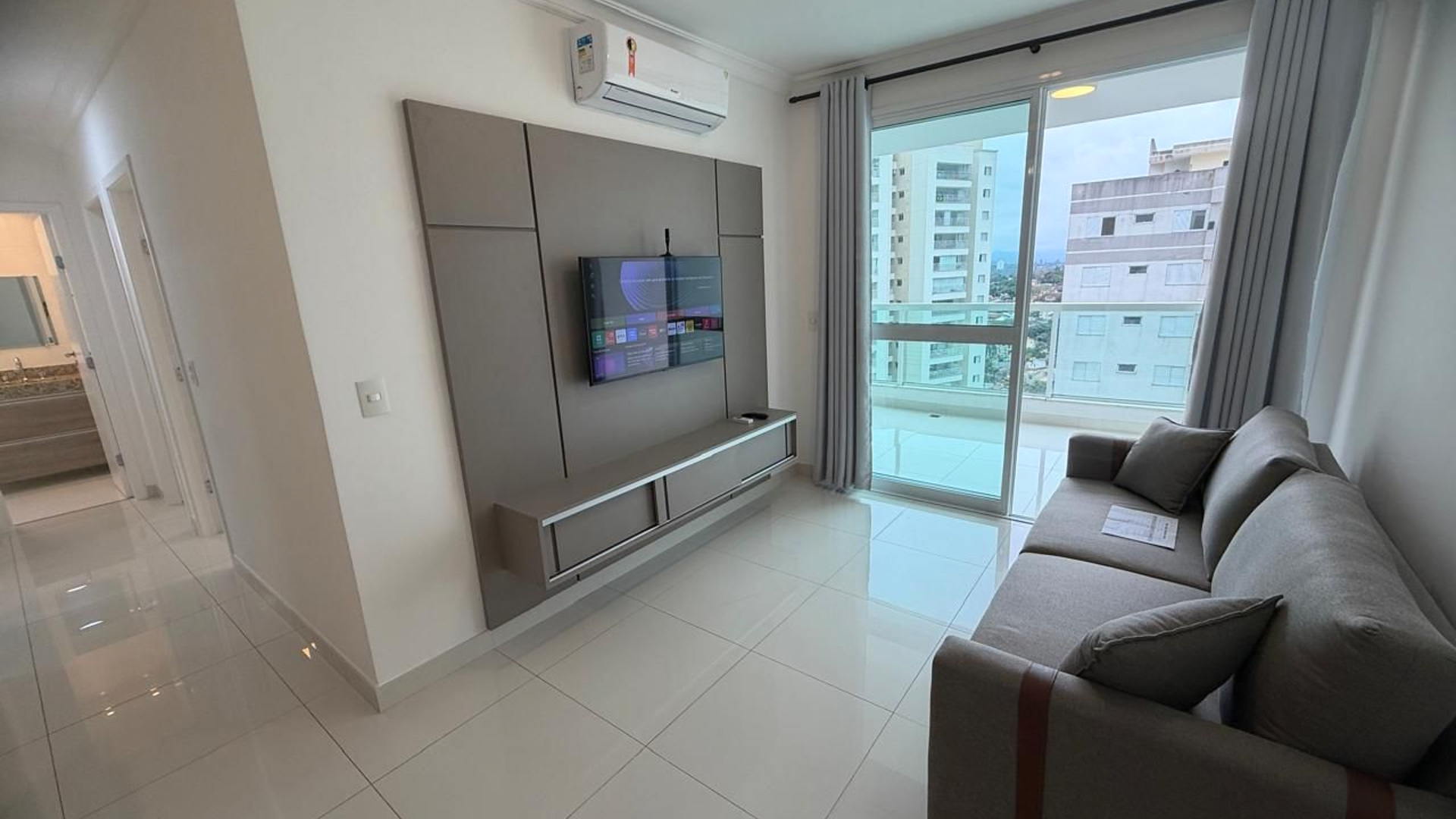 Aluguel - Apartamento mobiliado no Jardim das Colinas em São José dos Campos — miniatura 6