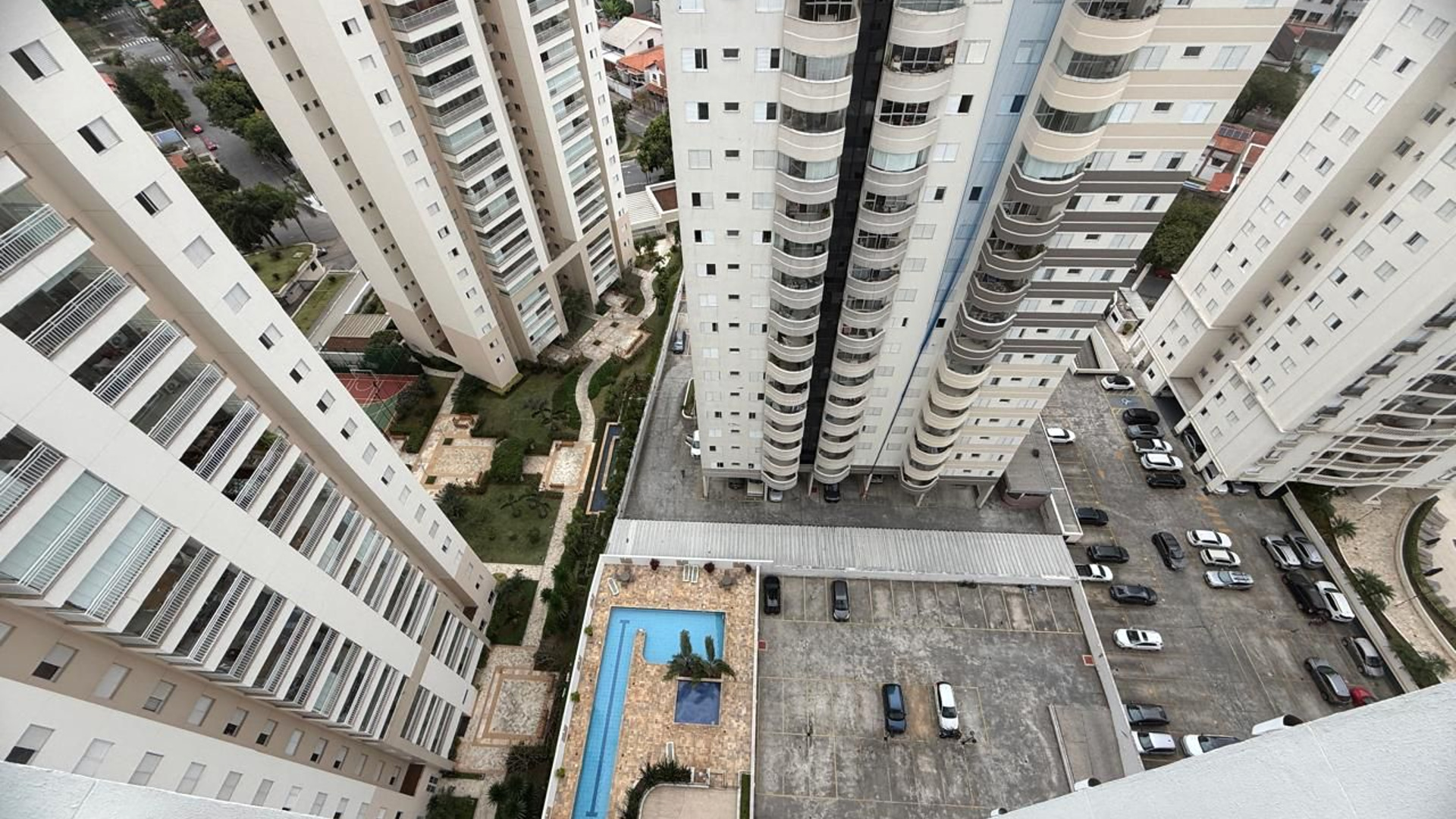 Aluguel - Apartamento mobiliado no Jardim das Colinas em São José dos Campos — miniatura 23