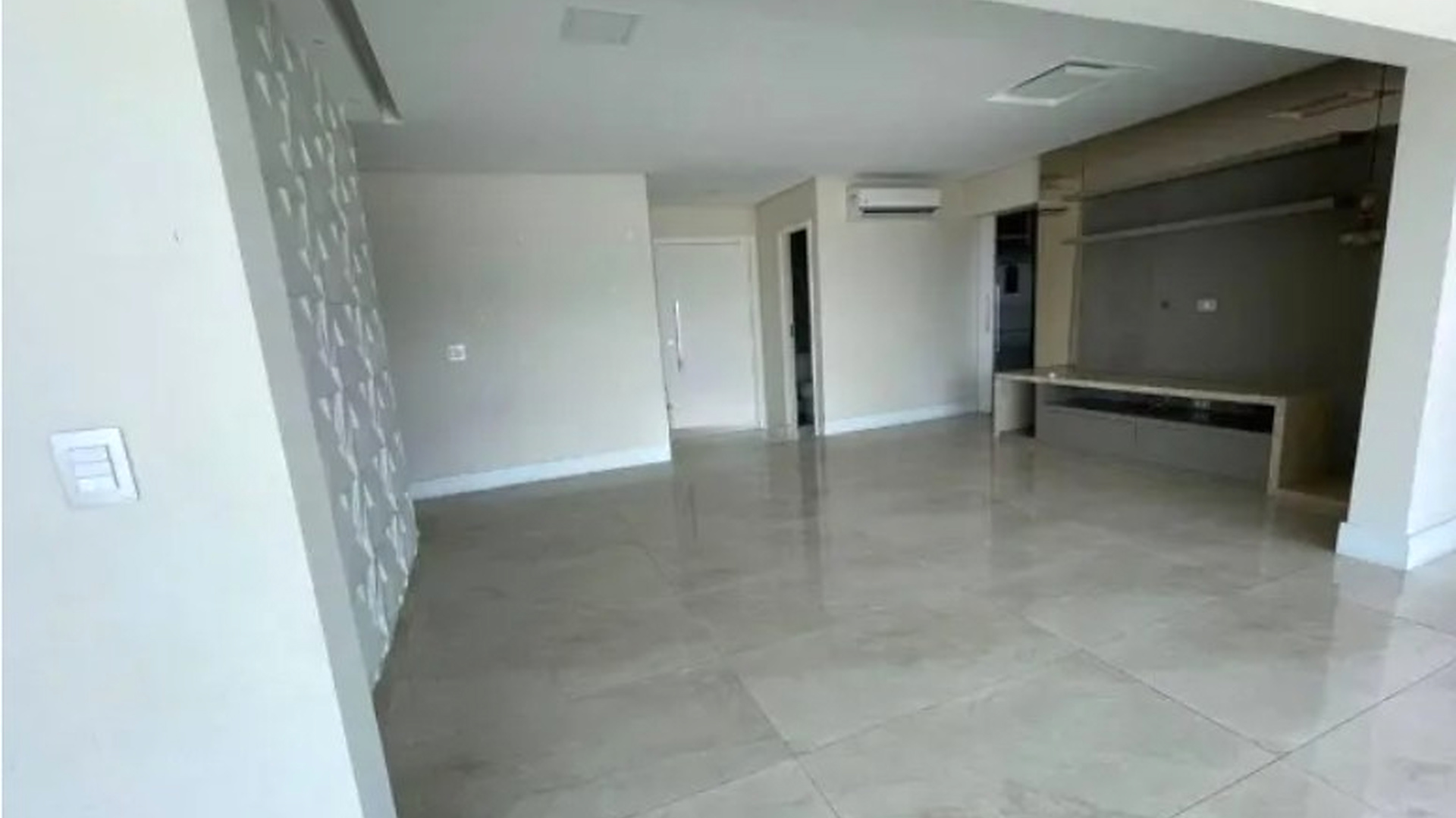 Apartamento à venda  no Condomínio Royal Park no Jardim Aquarius — miniatura 3