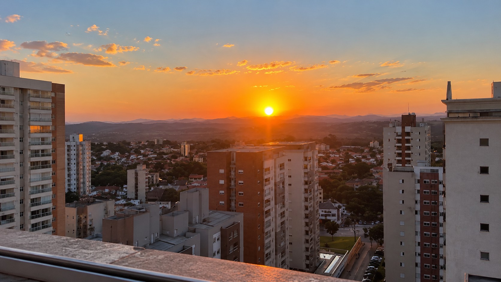 Cobertura Duplex à Venda ou Locação no Jardim Aquarius em São José dos Campos — miniatura 13