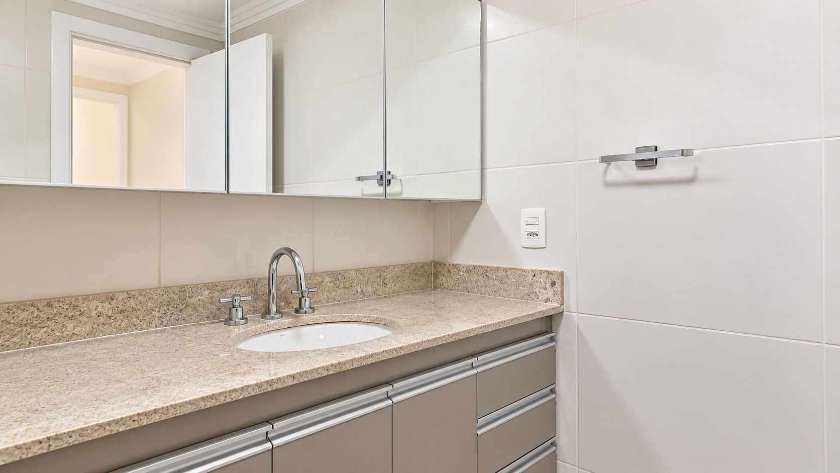 Apartamento à Venda no Jardim Esplanada no Condomínio Terraços Jardim das Colinas em São José dos Campos — miniatura 8