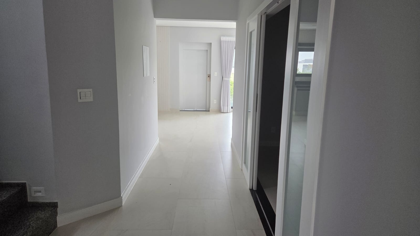Casa para Locação no Alphaville II com 4 suítes, elevador e lazer completo — miniatura 18