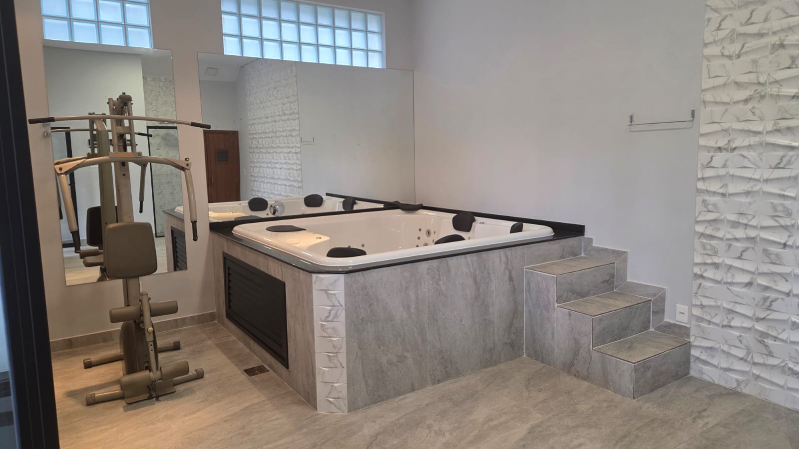 Casa para Locação no Alphaville II com 4 suítes, elevador e lazer completo — miniatura 19