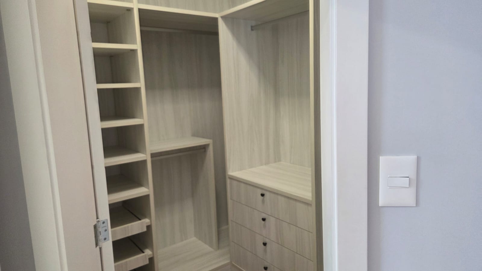Casa para Locação no Alphaville II com 4 suítes, elevador e lazer completo — miniatura 26