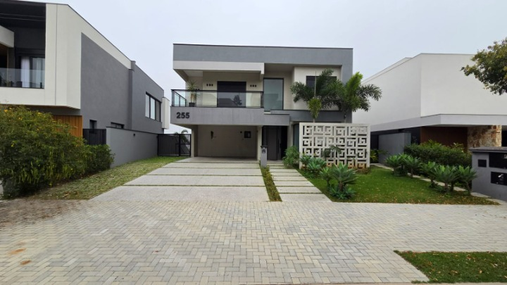 Casa para Locação no Alphaville II com 4 suítes, elevador e lazer completo, localizado em Alphaville II, Urbanova - São José dos Campos/SP