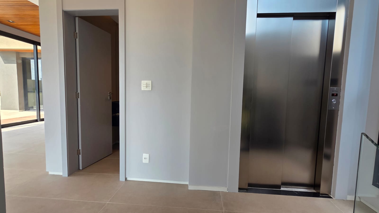 Casa de alto padrão à venda no Alphaville I com 4 suítes, elevador, adega e vista panorâmica — miniatura 28