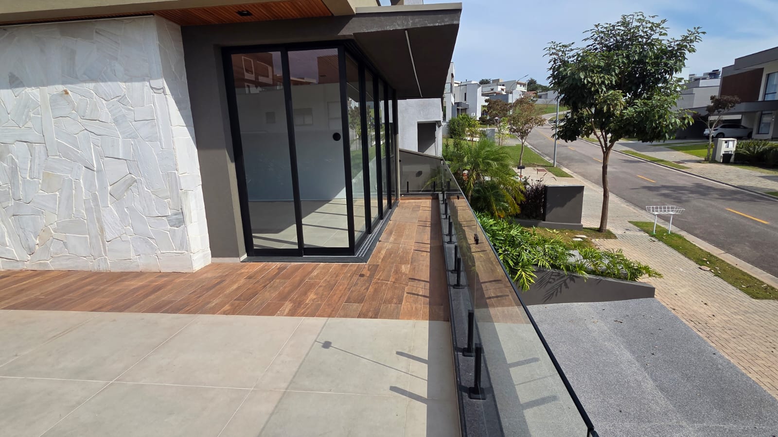 Casa de alto padrão à venda no Alphaville I com 4 suítes, elevador, adega e vista panorâmica — miniatura 31