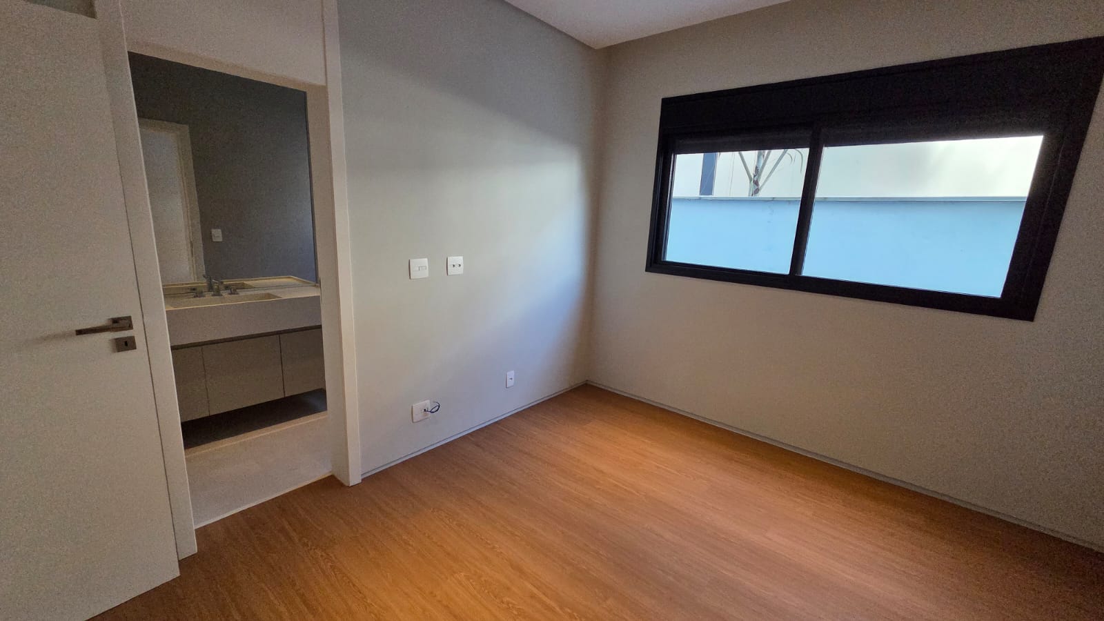 Casa de alto padrão à venda no Montserrat com 4 suítes, adega, elevador e vista permanente — miniatura 27