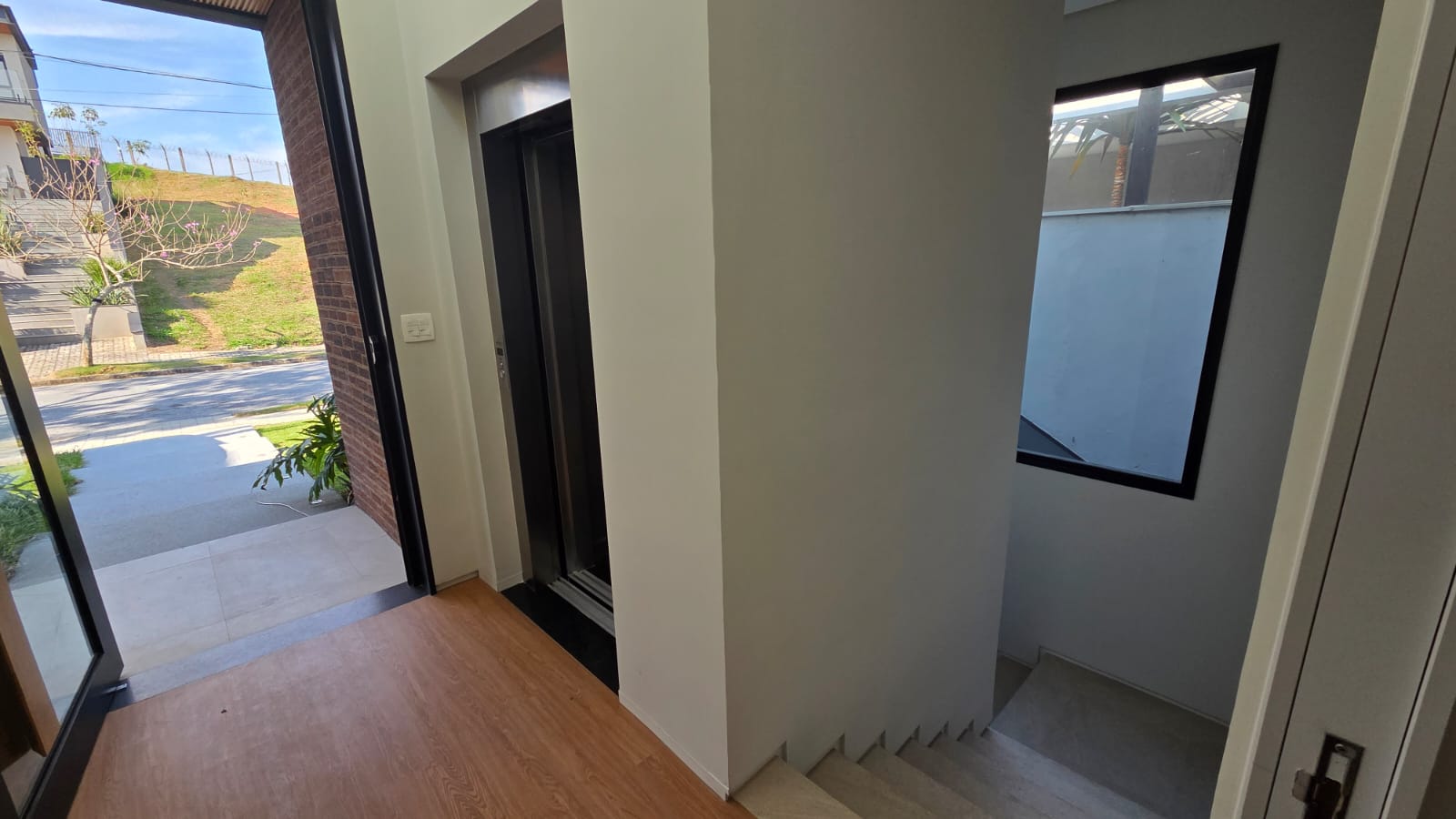 Casa de alto padrão à venda no Montserrat com 4 suítes, adega, elevador e vista permanente — miniatura 56