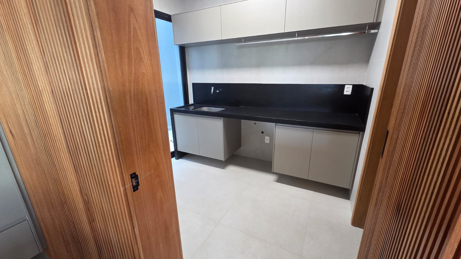Casa de alto padrão à venda no Montserrat com 4 suítes, adega, elevador e vista permanente — miniatura 70