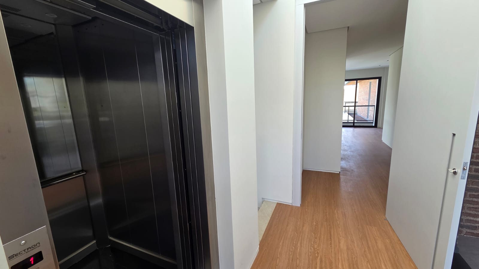 Casa de alto padrão à venda no Montserrat com 4 suítes, adega, elevador e vista permanente — miniatura 22