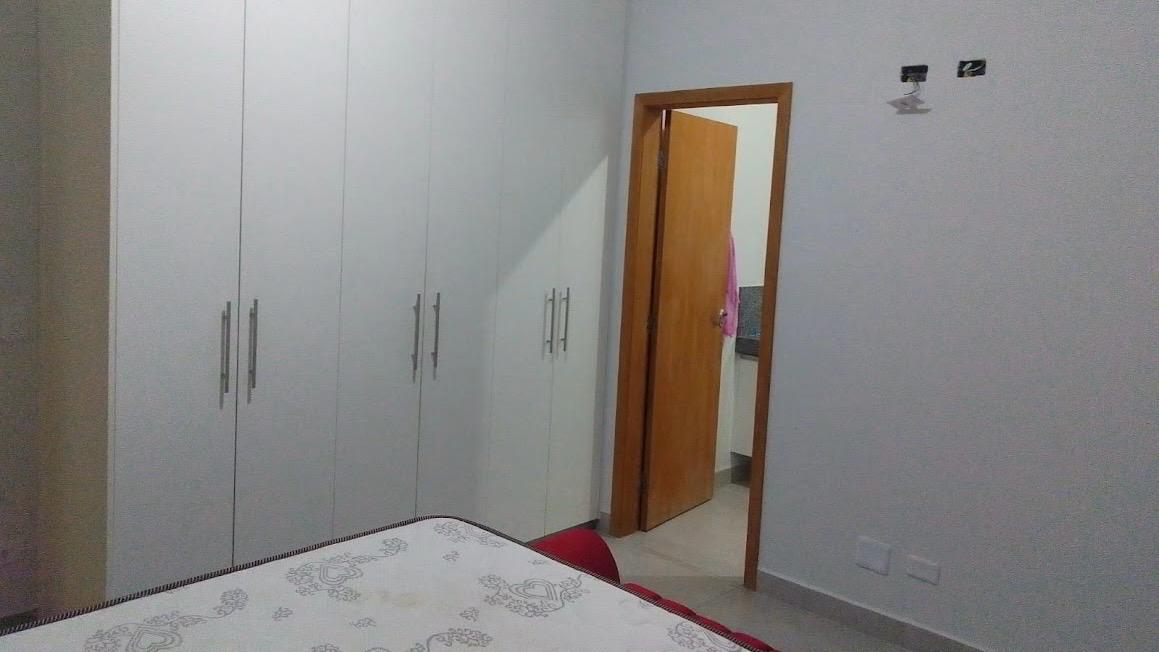 Casa térrea à venda e locação no Condomínio Mirante do Vale, em Jacareí — miniatura 17