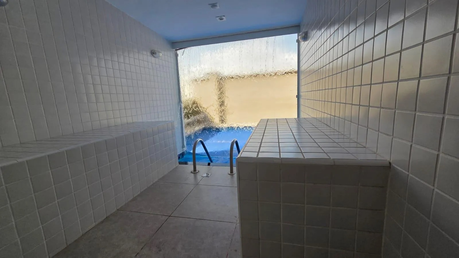 Casa de Alto Padrão no Condomínio Residencial Alphaville II em São José dos Campos — miniatura 25