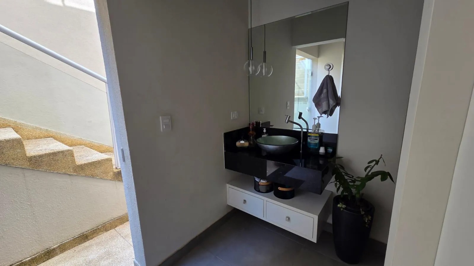 Casa de Alto Padrão no Condomínio Residencial Alphaville II em São José dos Campos — miniatura 27