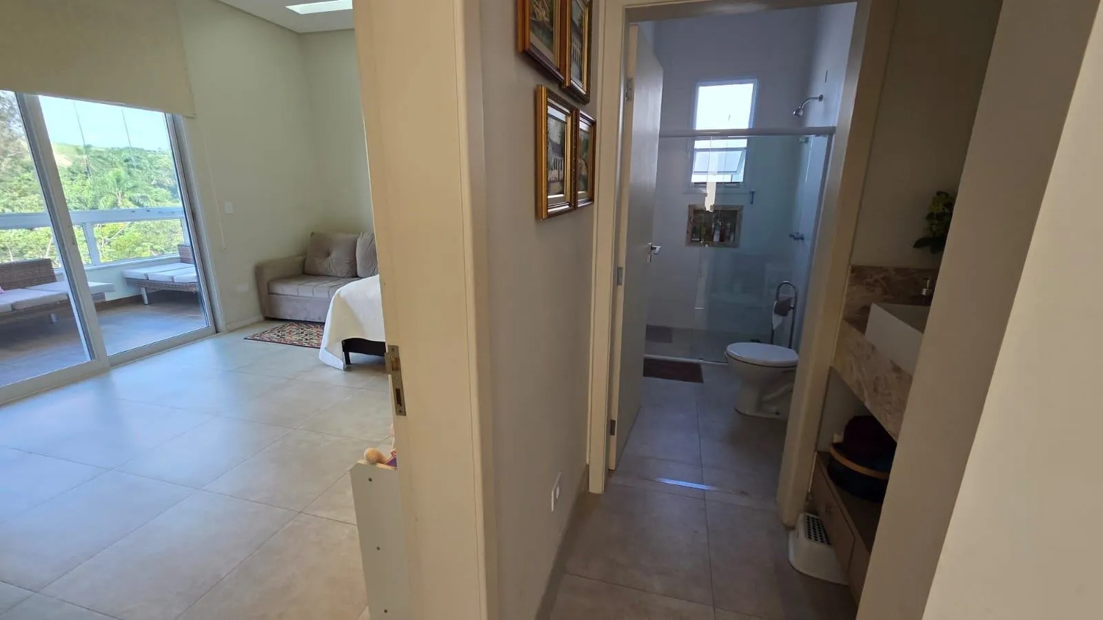 Casa de Alto Padrão no Condomínio Residencial Alphaville II em São José dos Campos — miniatura 10