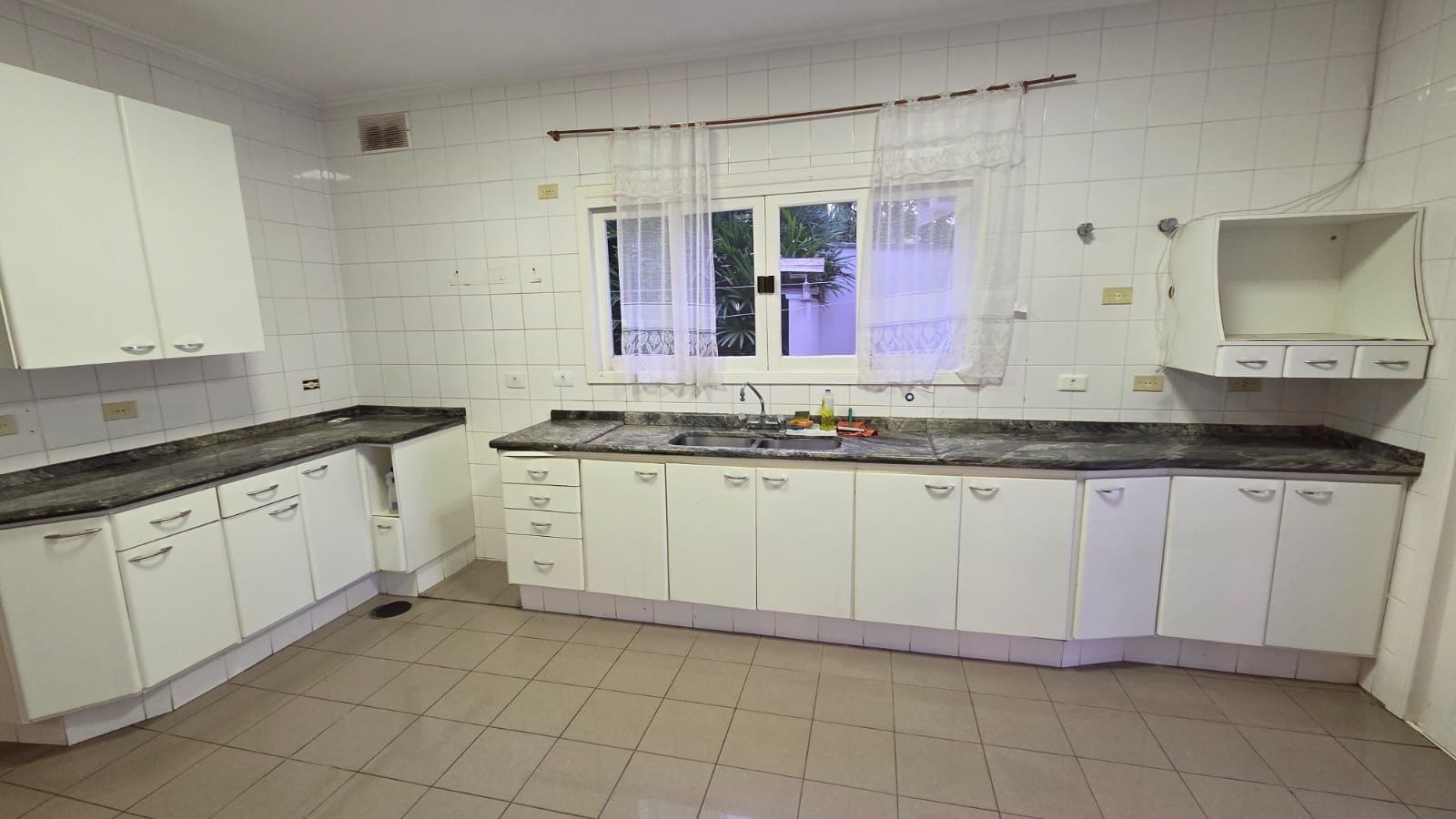 Casa no Urbanova no Condomínio Altos da Serra II em São José dos Campos — miniatura 14
