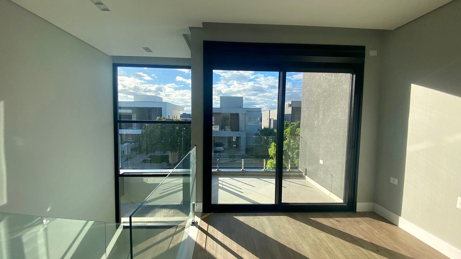 Casa de Alto Padrão no Condomínio Residencial Alphaville II em São José dos Campos — miniatura 16