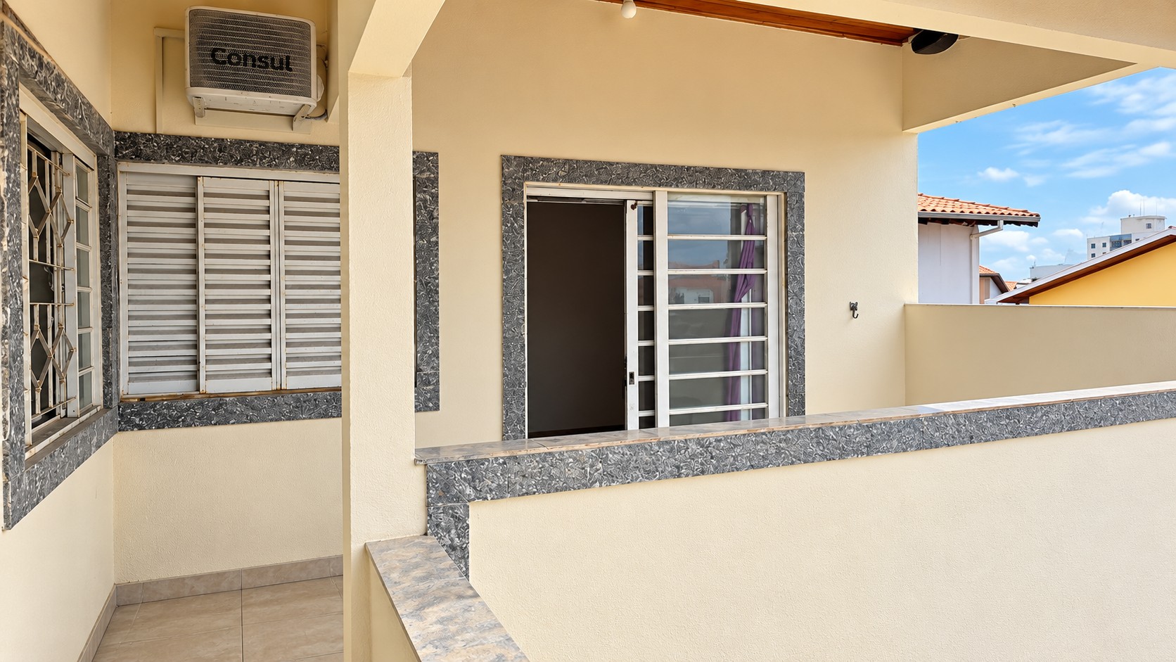 Casa com Duas Edículas à Venda no Jardim das Indústrias — miniatura 24