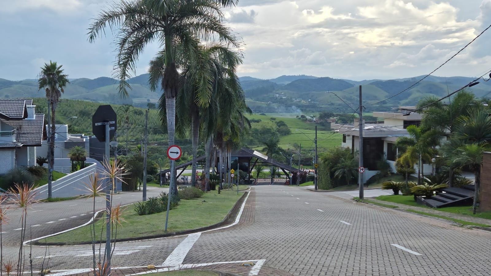 Terreno no Urbanova no Condomínio Residencial Jaguary em São José dos Campos — miniatura 5