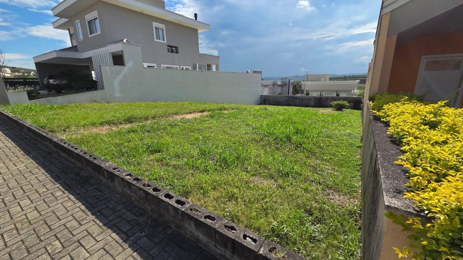 Terreno no Urbanova no Condomínio Residencial Jaguary em São José dos Campos — miniatura 9